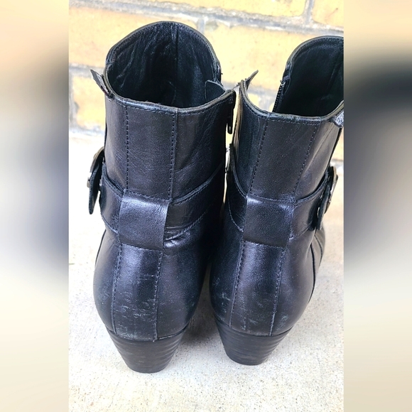 Mephisto Heeled Boots - Picture 6 of 11